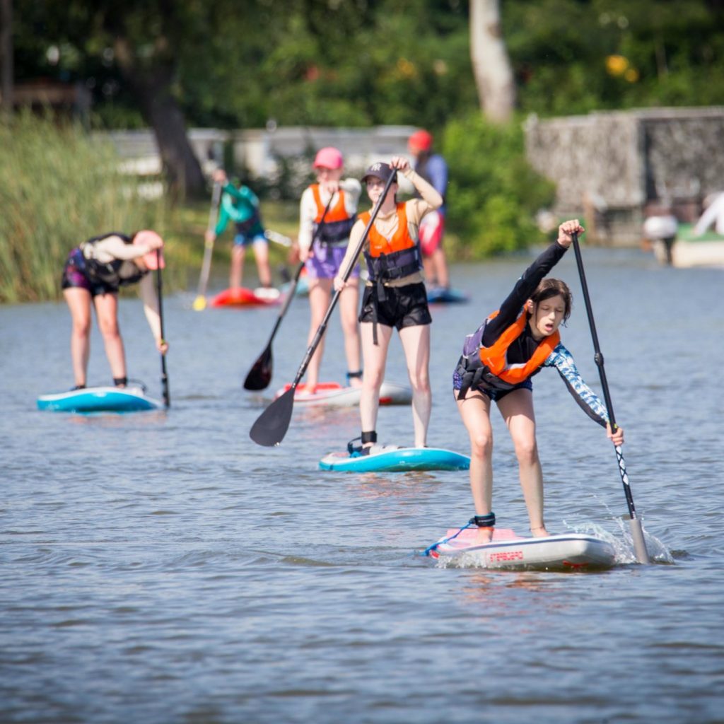 haladó SUP gyerektábor